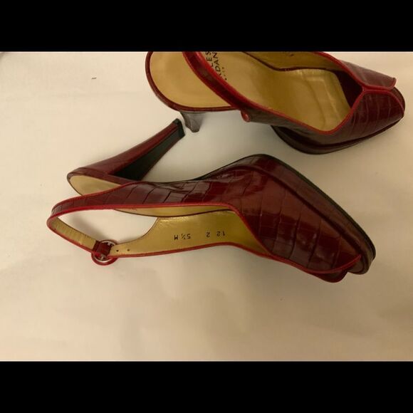 Charles Jourdan Red Alligator Print Peep Toe Heels  Size 5-1/2 M - Picture 7 of 10